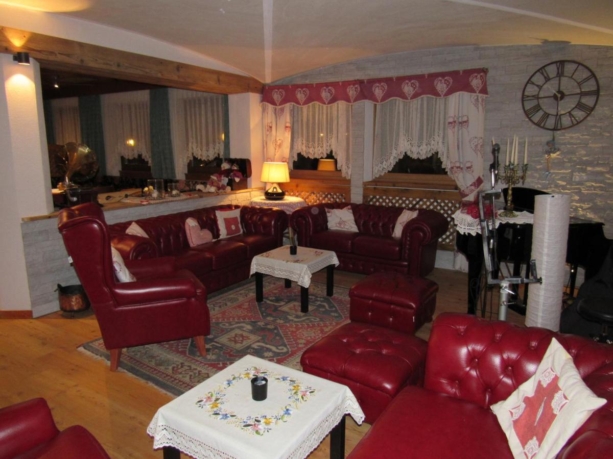 פלקאדה Park Hotel Arnica מראה חיצוני תמונה