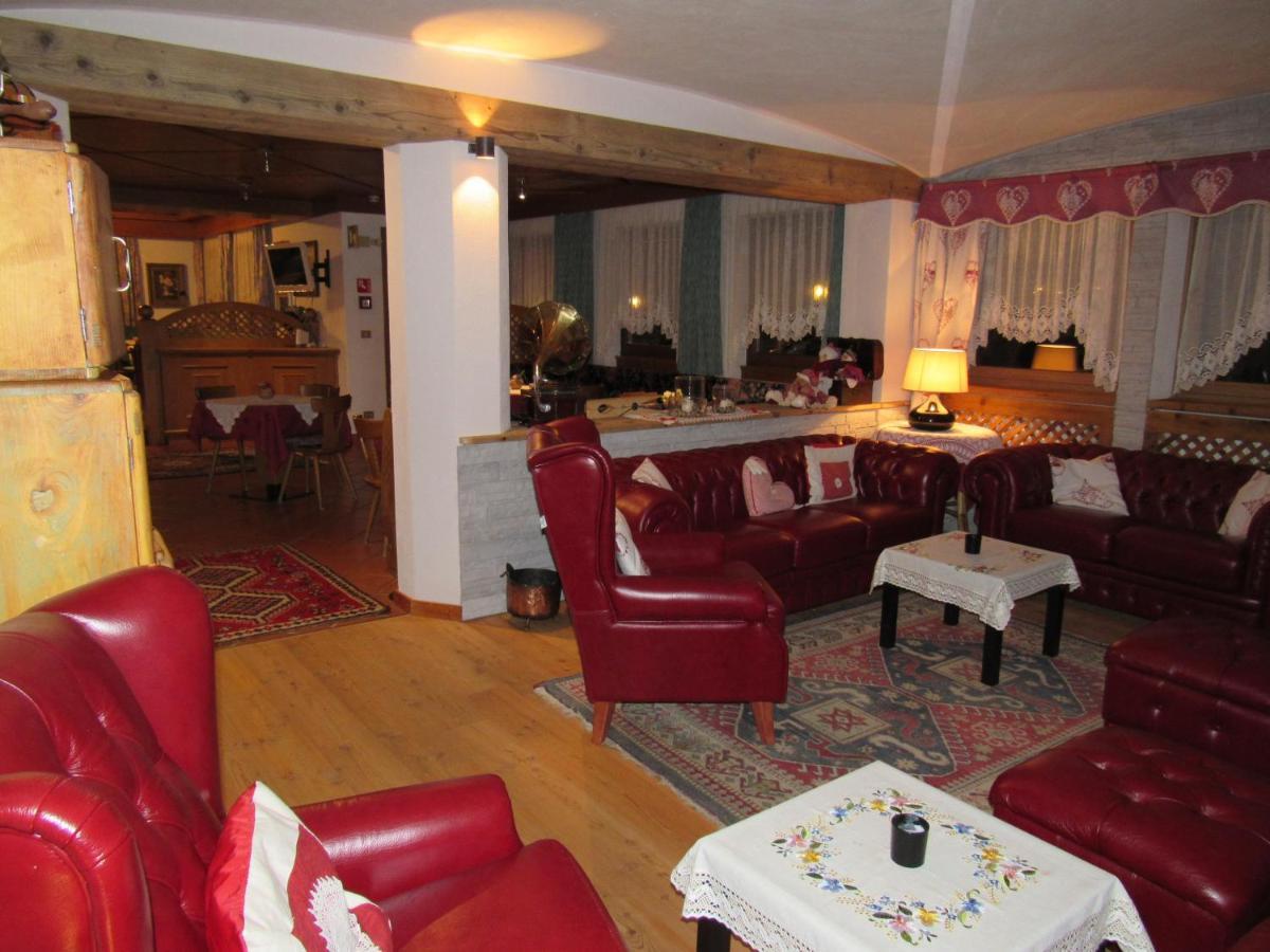 פלקאדה Park Hotel Arnica מראה חיצוני תמונה