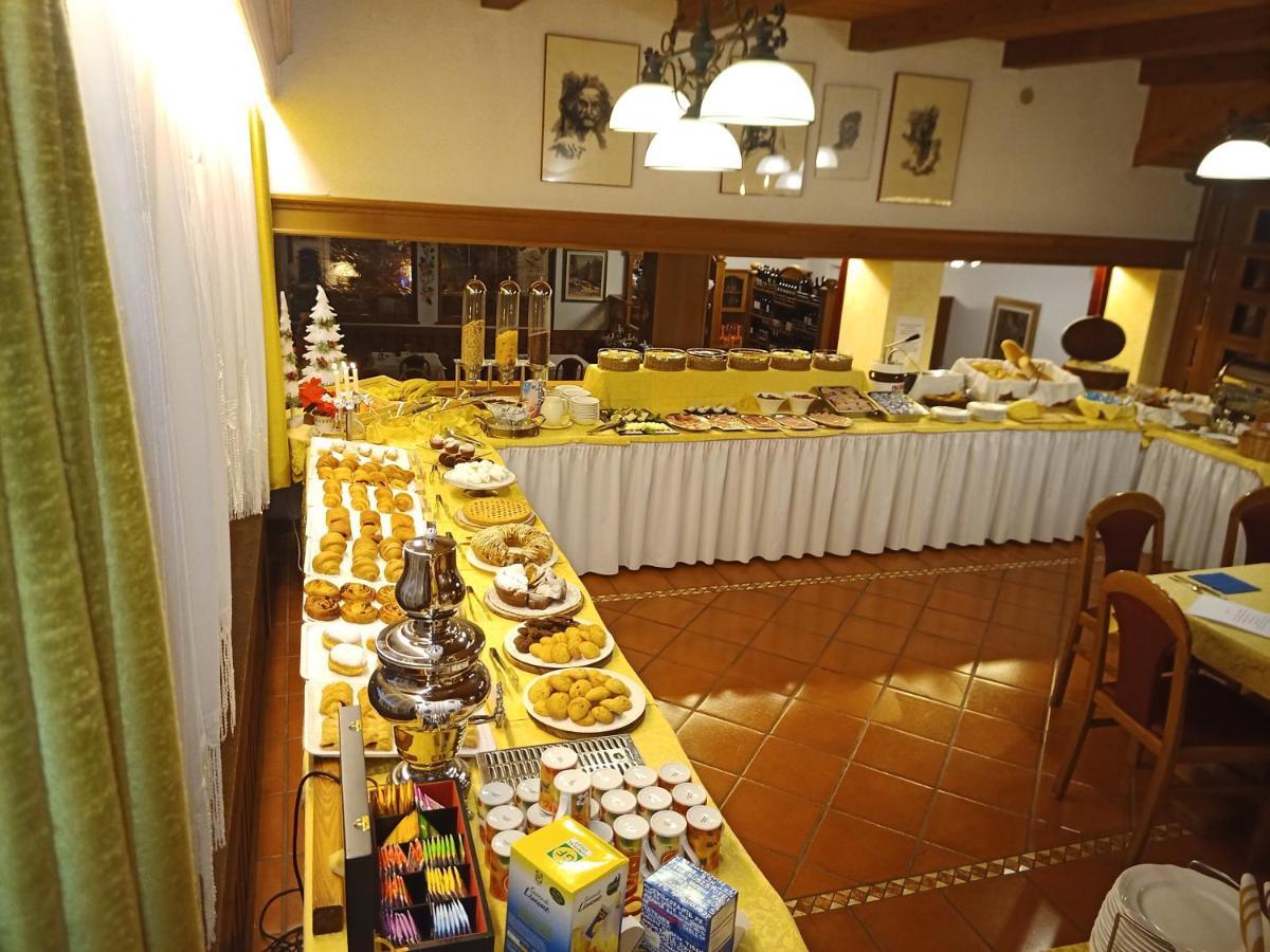 פלקאדה Park Hotel Arnica מראה חיצוני תמונה