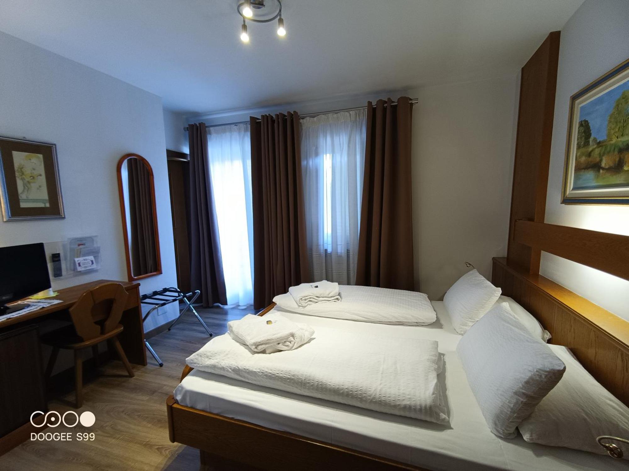 פלקאדה Park Hotel Arnica מראה חיצוני תמונה